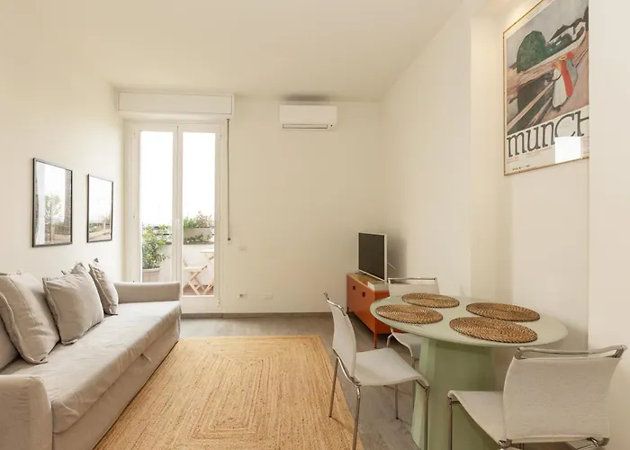 Bright Apartment With View