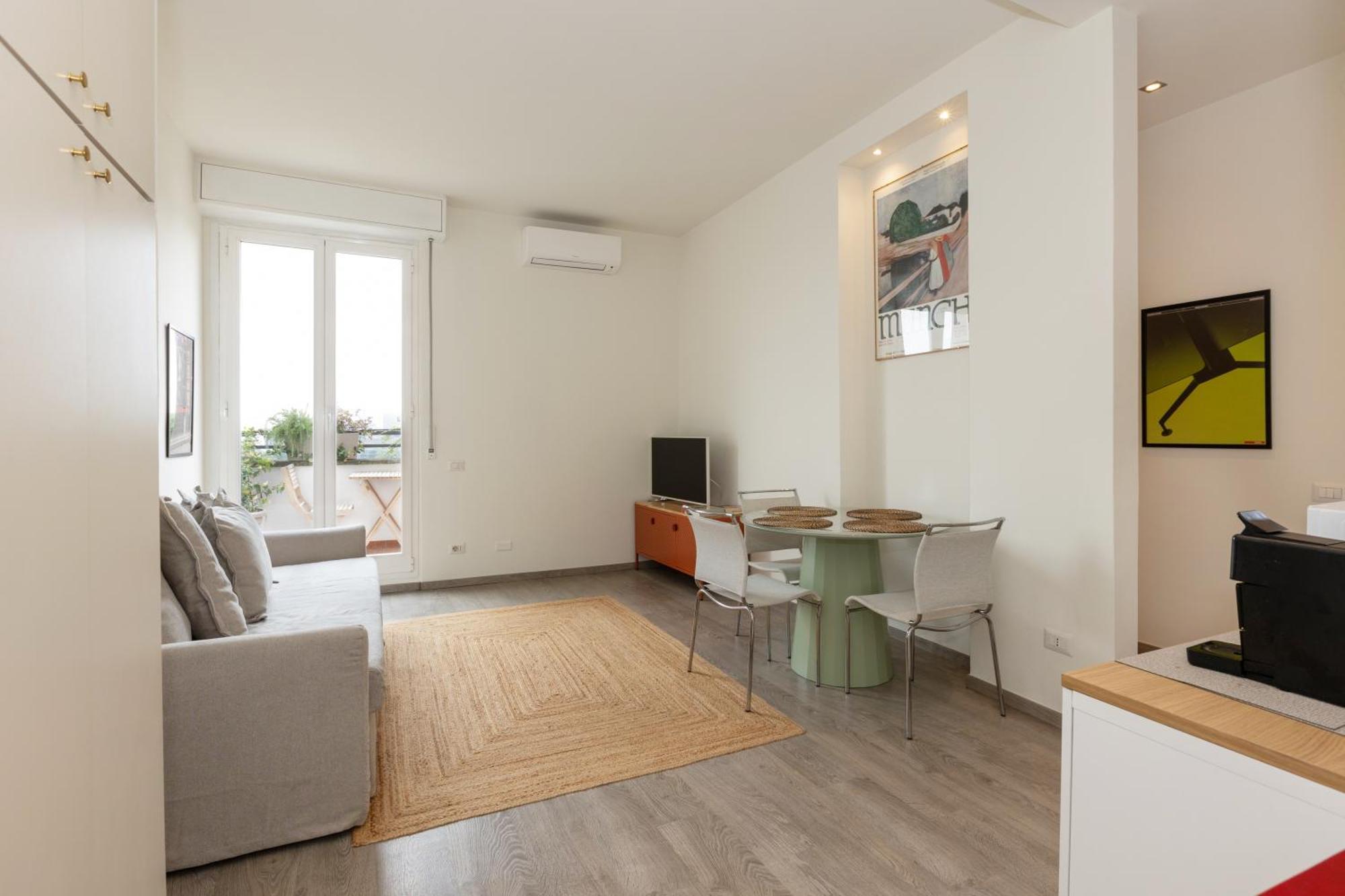 Apartment Bright With View